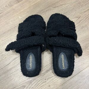 Sherpa sandals